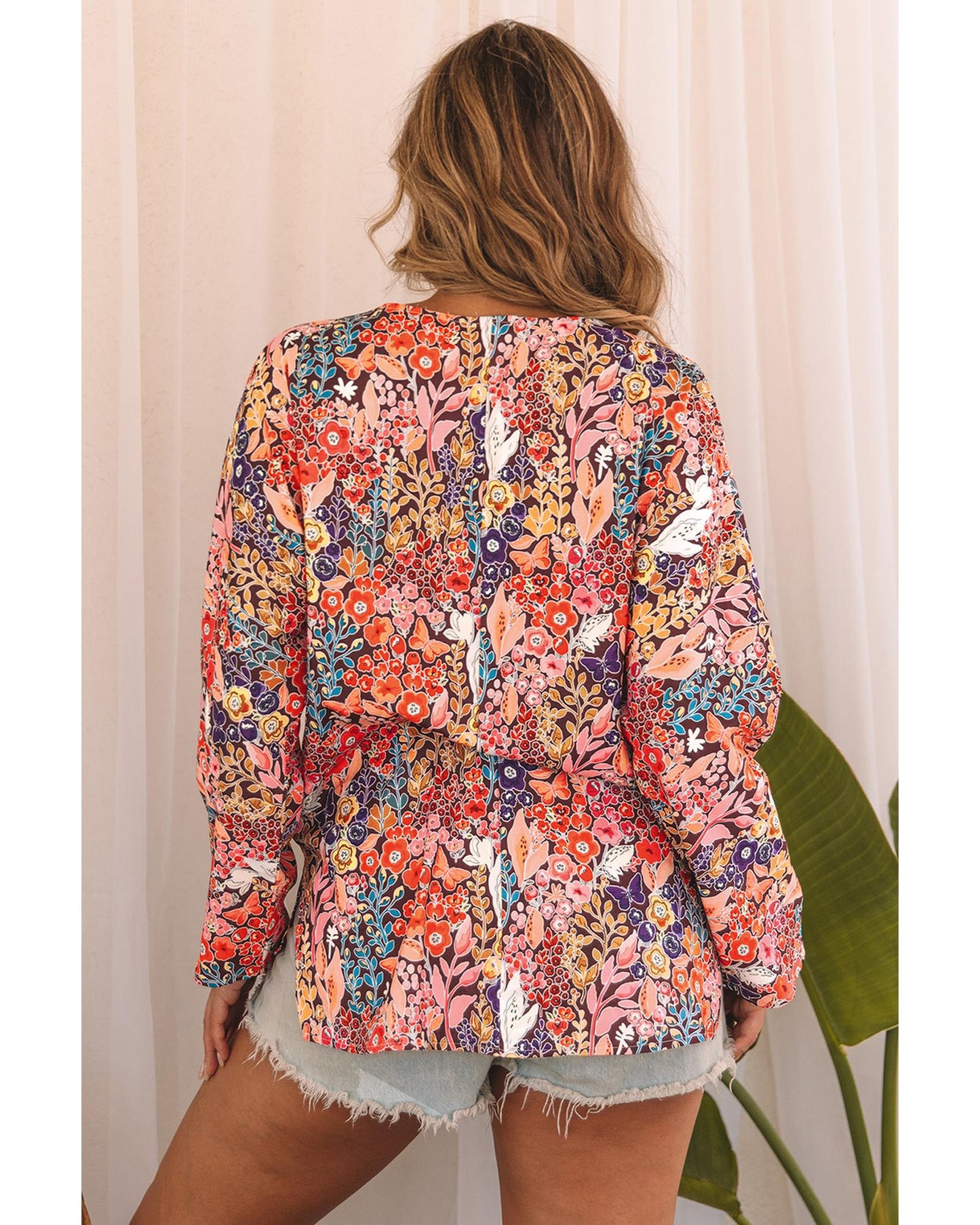 Azura Exchange Boho Floral Long Sleeve V-Neck Blouse - Medium